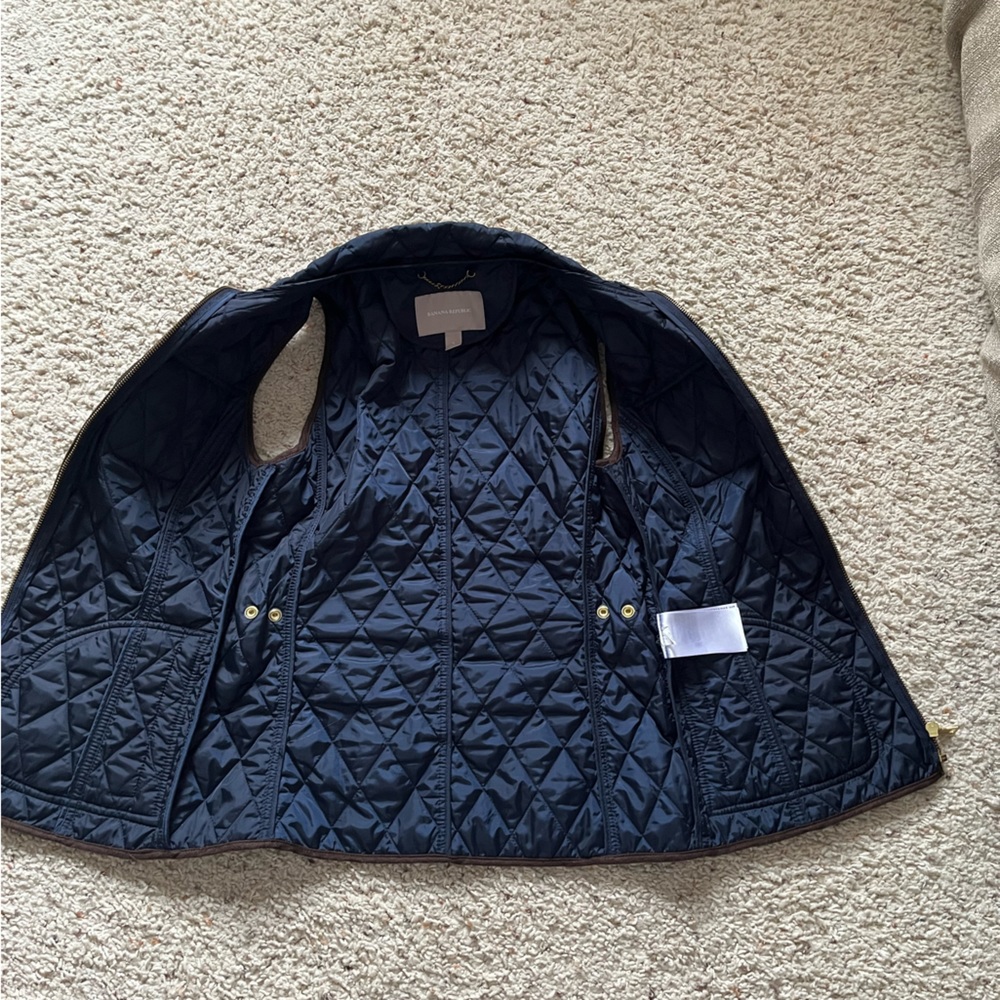Banana Republic Navy Vest size S - Picture 6 of 6